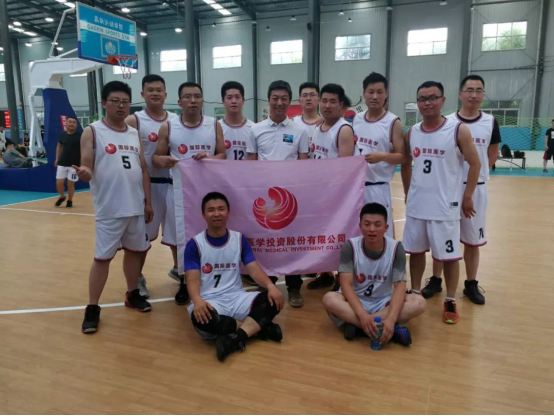 籃球傳(chuan)遞友誼 賽出真我(wo)風采